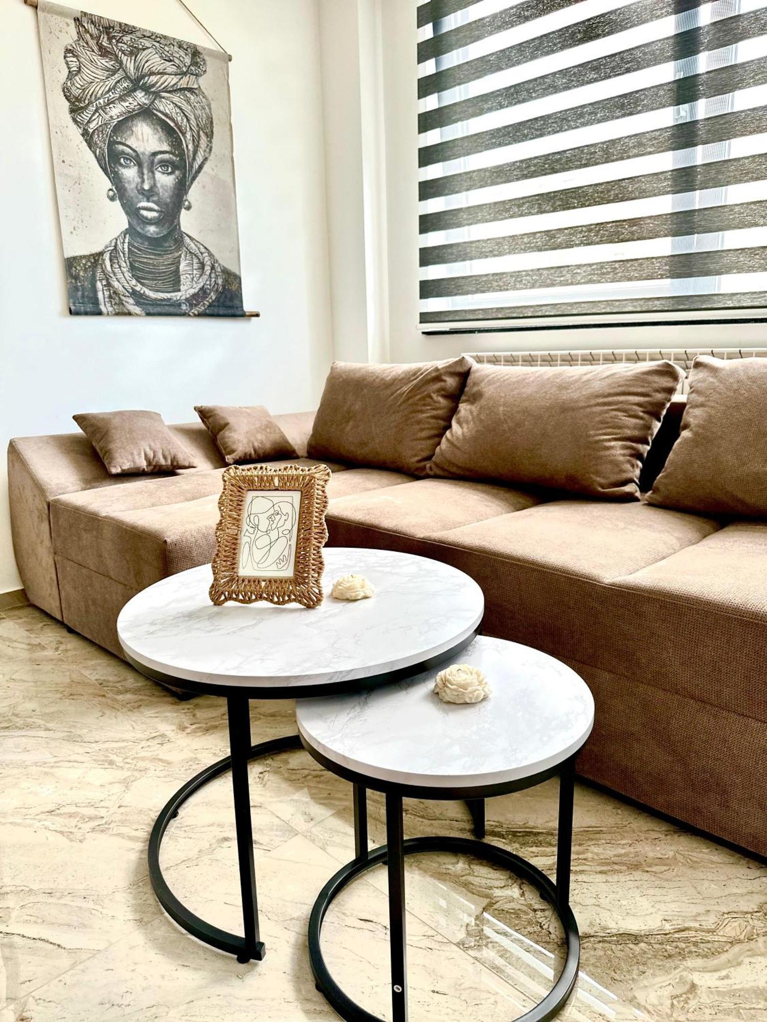 Amos Apartment-Ultracentral-Free Parking Kluž Exteriér fotografie